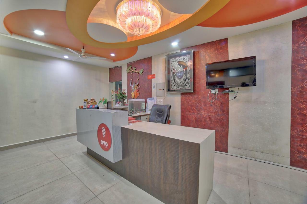 Oyo 35538 Hotel Risha Chandrapur Exterior foto