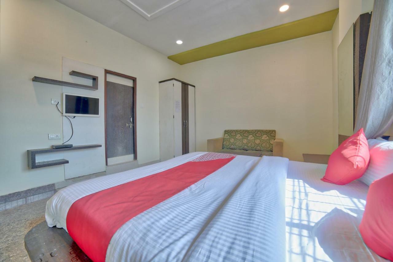 Oyo 35538 Hotel Risha Chandrapur Exterior foto