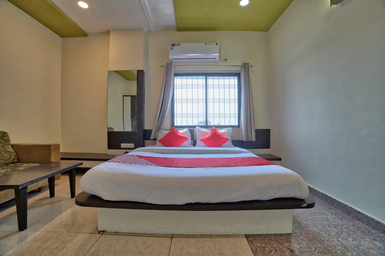 Oyo 35538 Hotel Risha Chandrapur Exterior foto